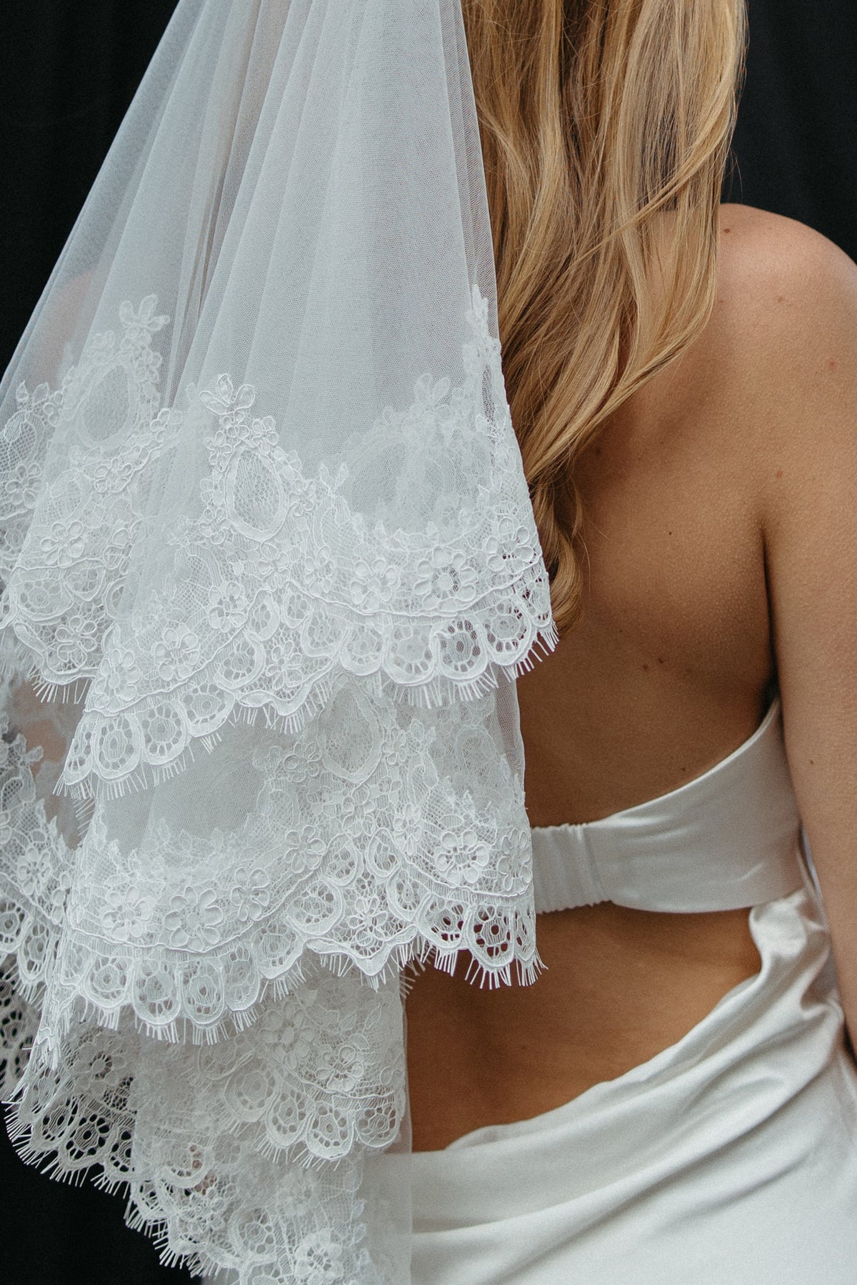 Lace Trimmed Handkerchief Veil