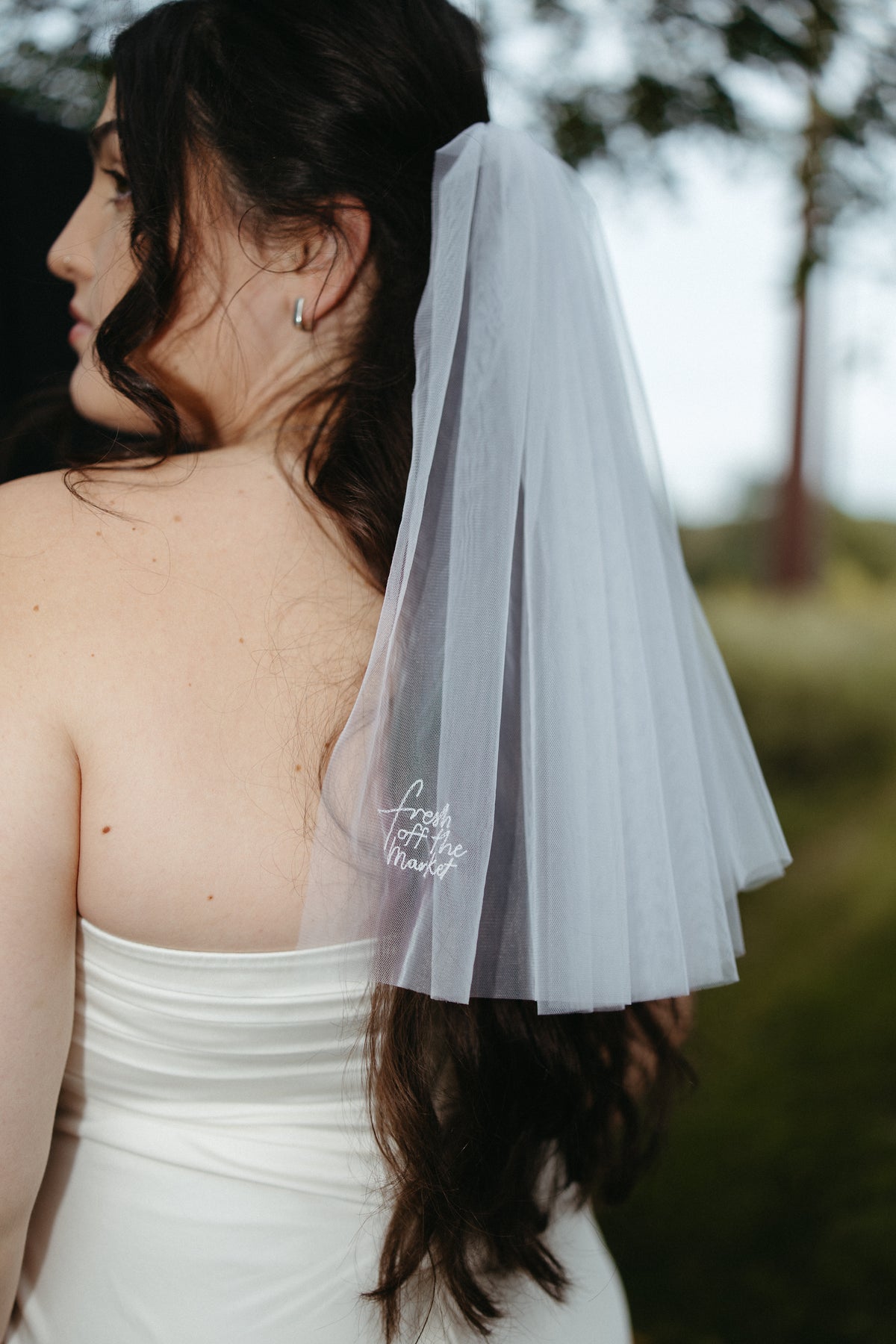 Fresh Off The Market Shortie Veil