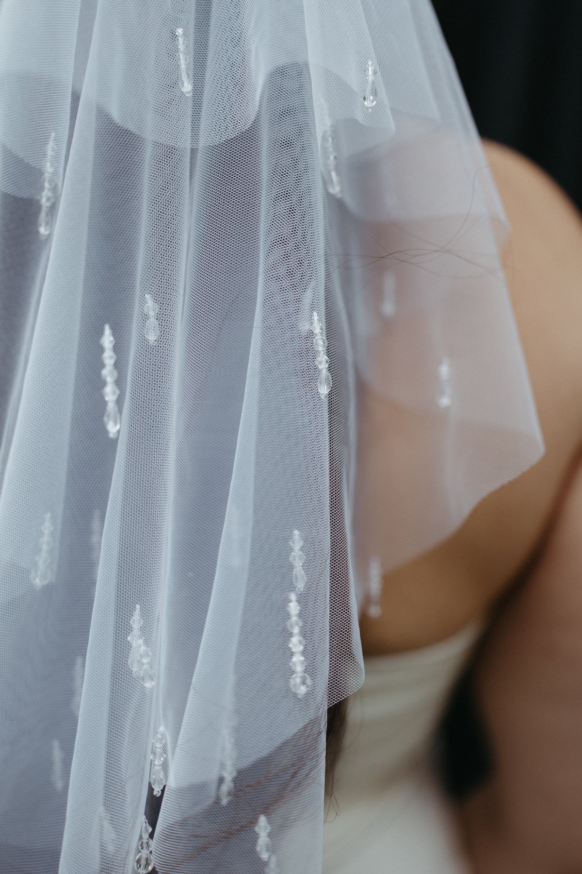 Dewdrop Shortie Veil