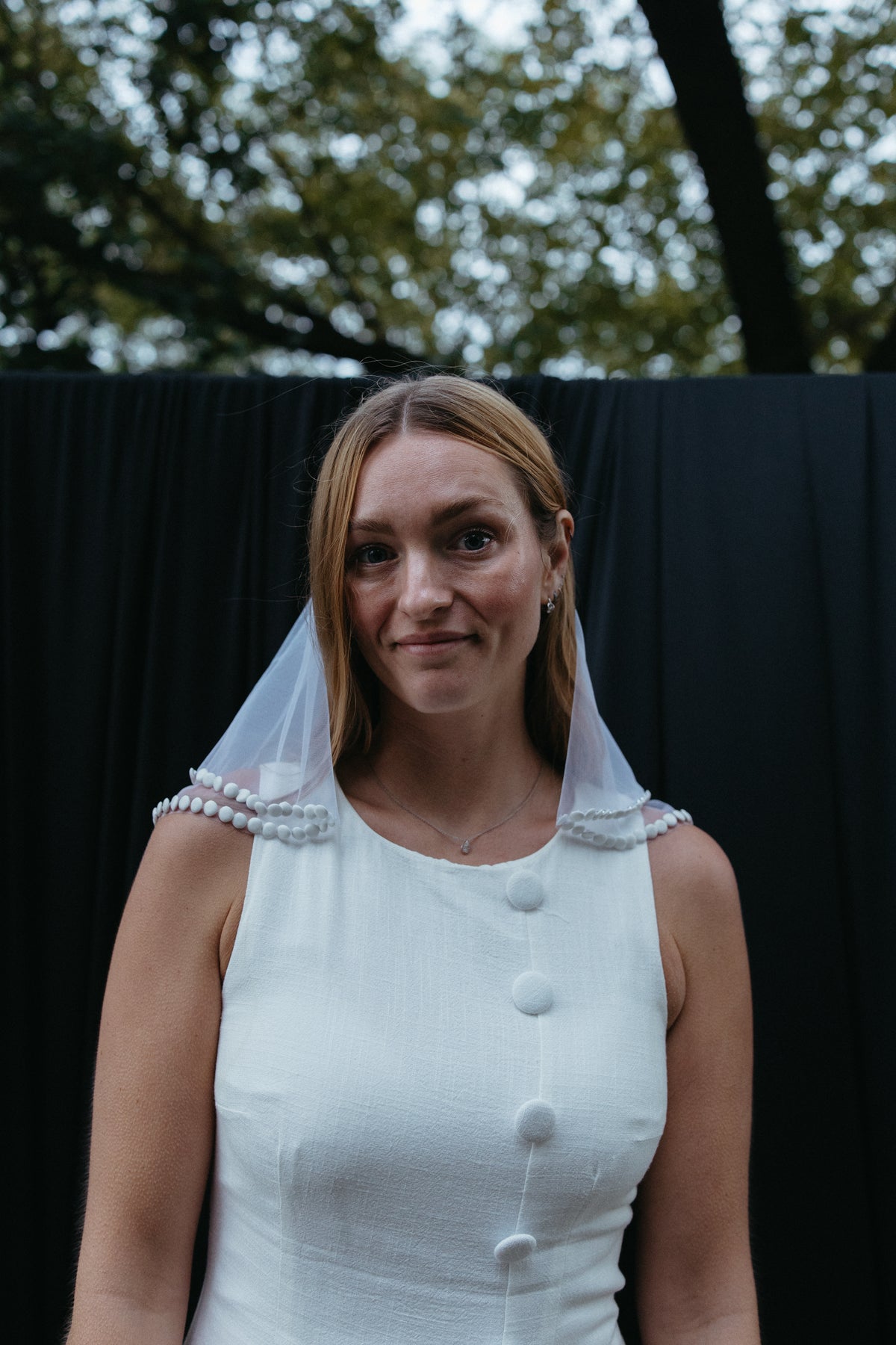 All Buttoned Up Mini Veil